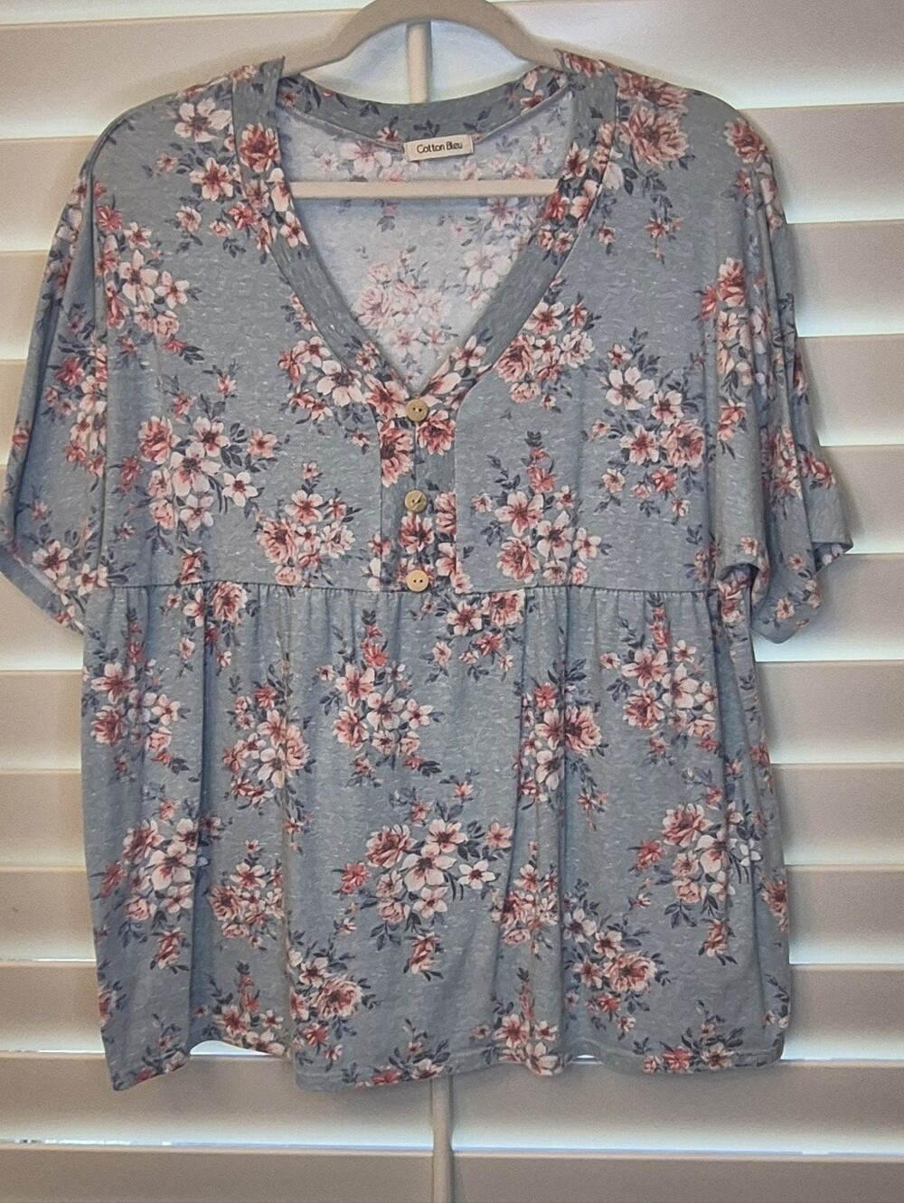 Cotton Bleu Floral V-Neck Button Front Women’s Short Sleeve Top Sz Large